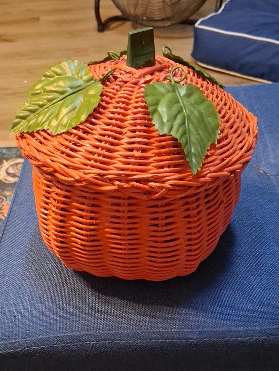 Vintage Other - Vintage Orange Wicker Apple Basket with Green Leaves